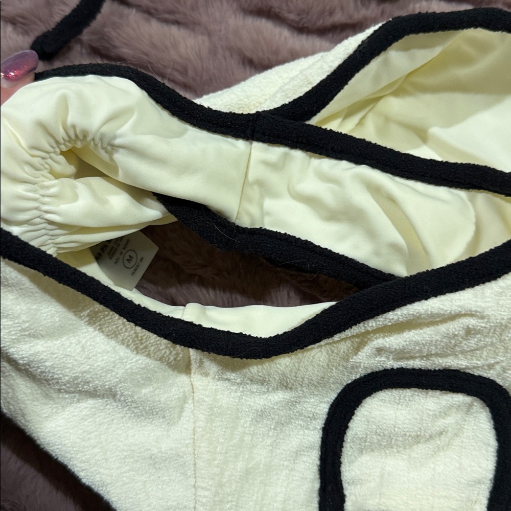 Montce Cream and Black swim set size medium - Picture 5 of 7